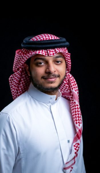 عبدالرحمن عبدالعزيز